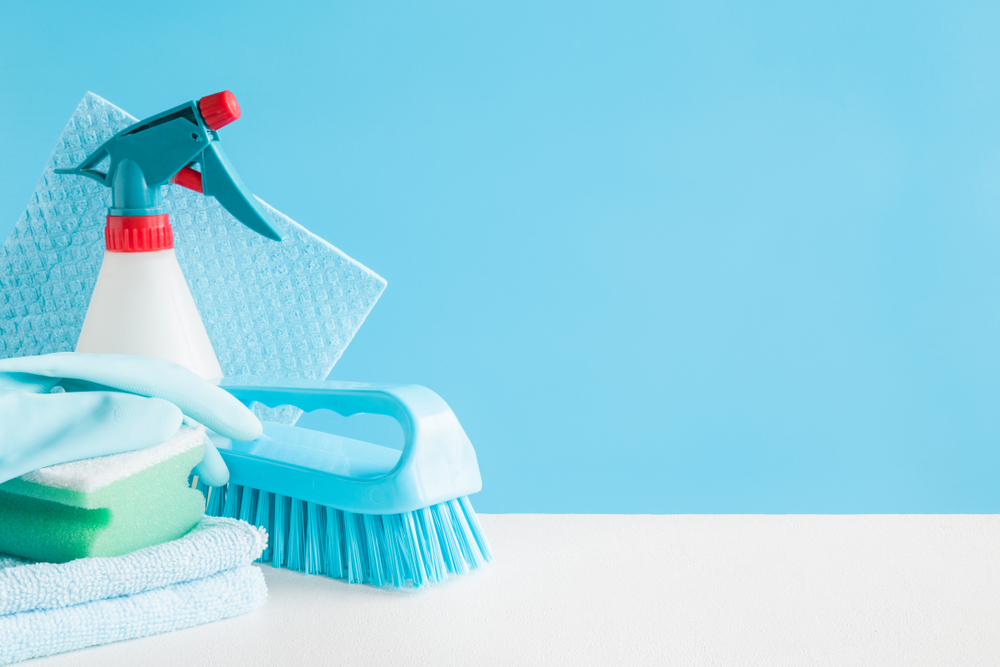 What shows that a cleaning company is unprofessional?