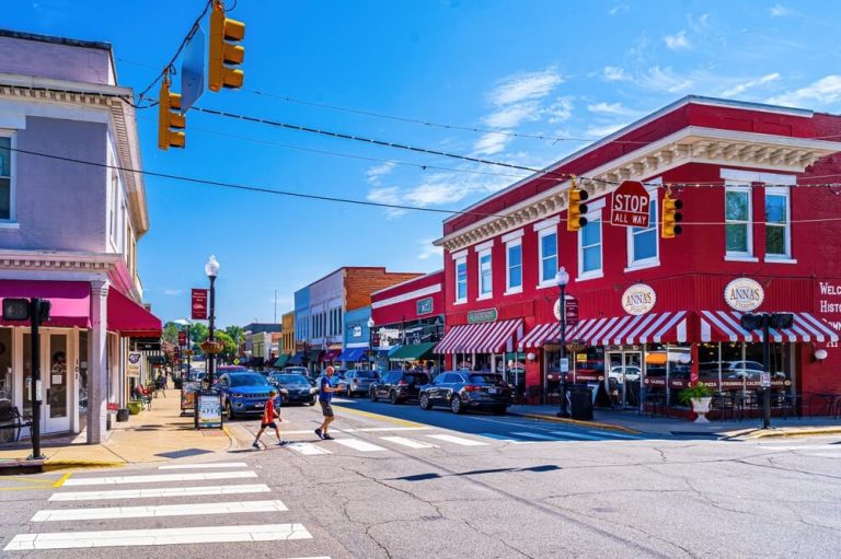 Expert Maid Services Near Me Apex NC Efficient House Cleaning