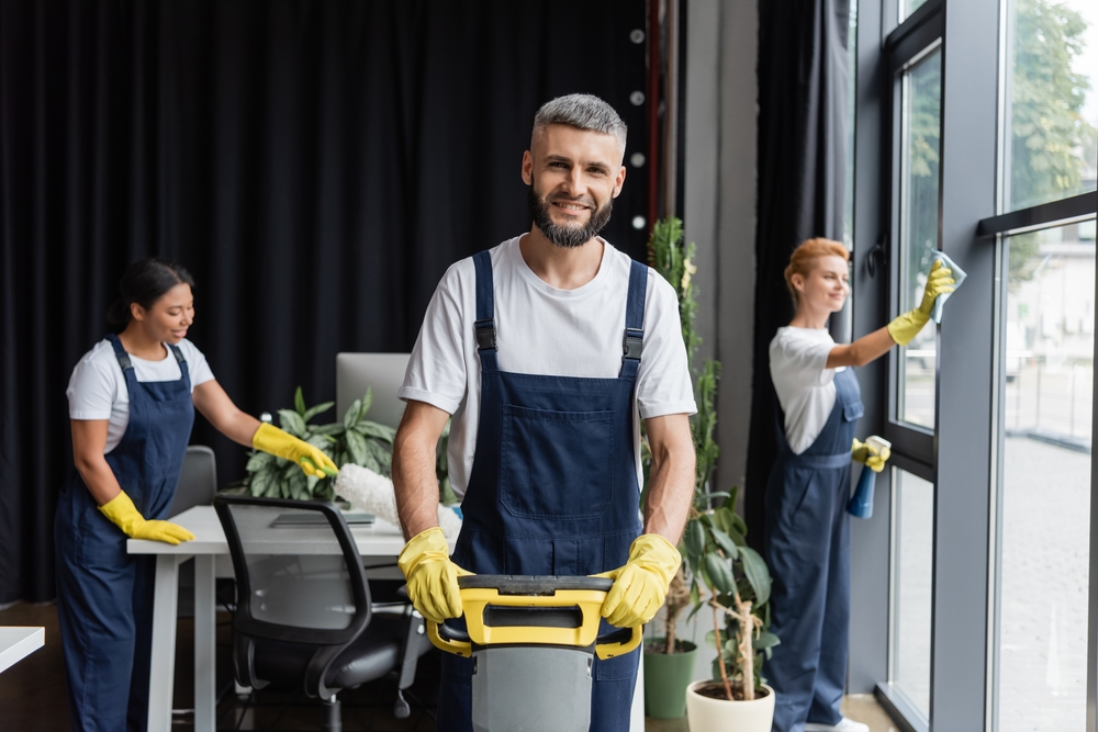 How to deep clean a house fast?